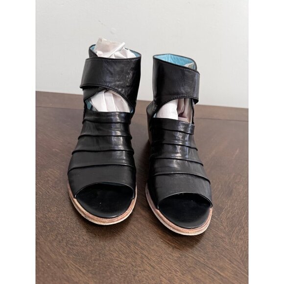 Everybody by BZ Moda black Smooth leather upper with ruching and cut out details - Picture 1 of 6